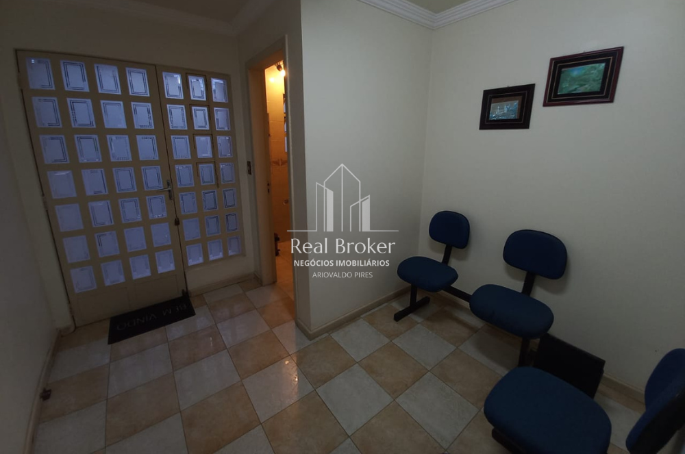 Imagem Casa com 3 Quartos à Venda, 280 m²em Orfãs - Ponta Grossa Imagem Casa com 3 Quartos à Venda, 280 m²em Orfãs - Ponta Grossa