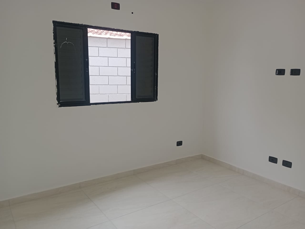 Imagem Casa com 3 Quartos à Venda, 100 m²em Campos Elíseos - Itanhaém Imagem Casa com 3 Quartos à Venda, 100 m²em Campos Elíseos - Itanhaém