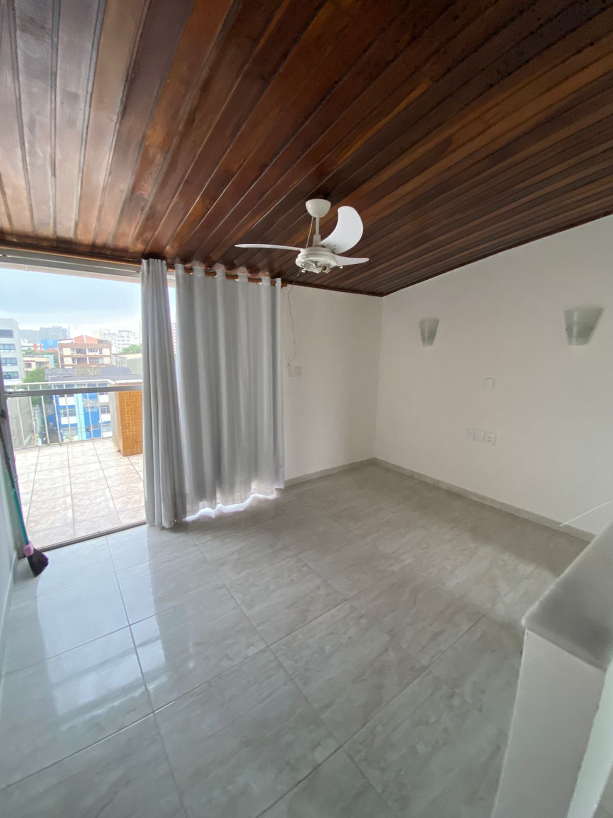 Imagem Cobertura com 1 Quarto à Venda, 70 m²em Amaralina - Salvador Imagem Cobertura com 1 Quarto à Venda, 70 m²em Amaralina - Salvador