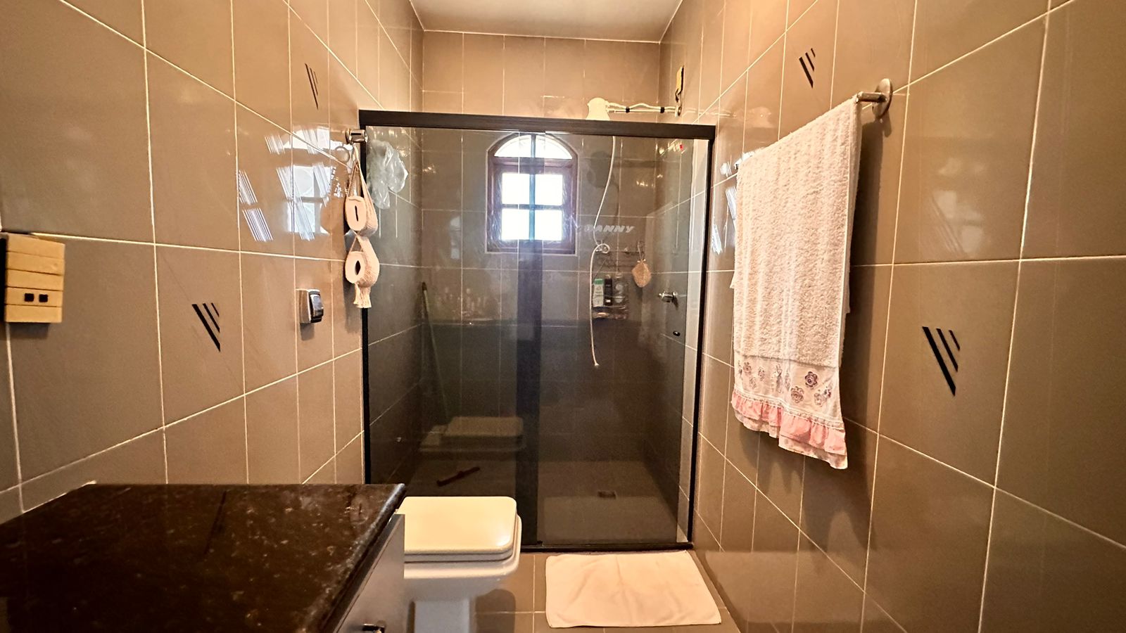 Imagem Sobrado com 5 Quartos à Venda ou Temporada, 587 m²em Taguatinga Norte (Taguatinga) - Brasília