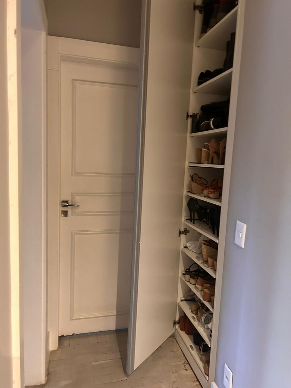 Imagem Apartamento com 4 Quartos à Venda, 220 m² em Campo Belo - São Paulo