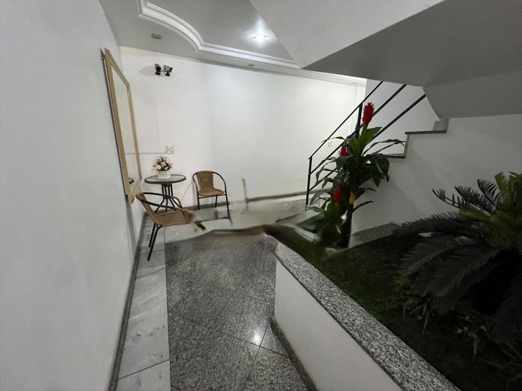 Imagem Apartamento com 2 Quartos à Venda, 53 m²em Tauá - Rio de Janeiro