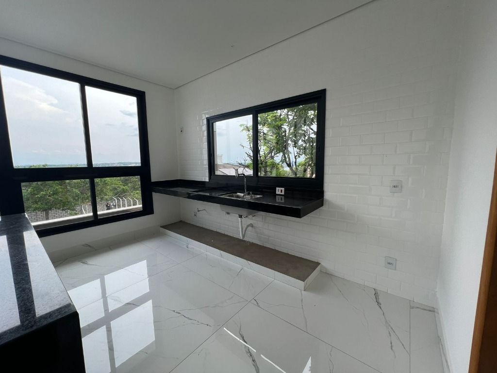 Imagem Casa de Condomínio com 4 Quartos à Venda, 260 m² em Várzea - Lagoa Santa Imagem Casa de Condomínio com 4 Quartos à Venda, 260 m² em Várzea - Lagoa Santa