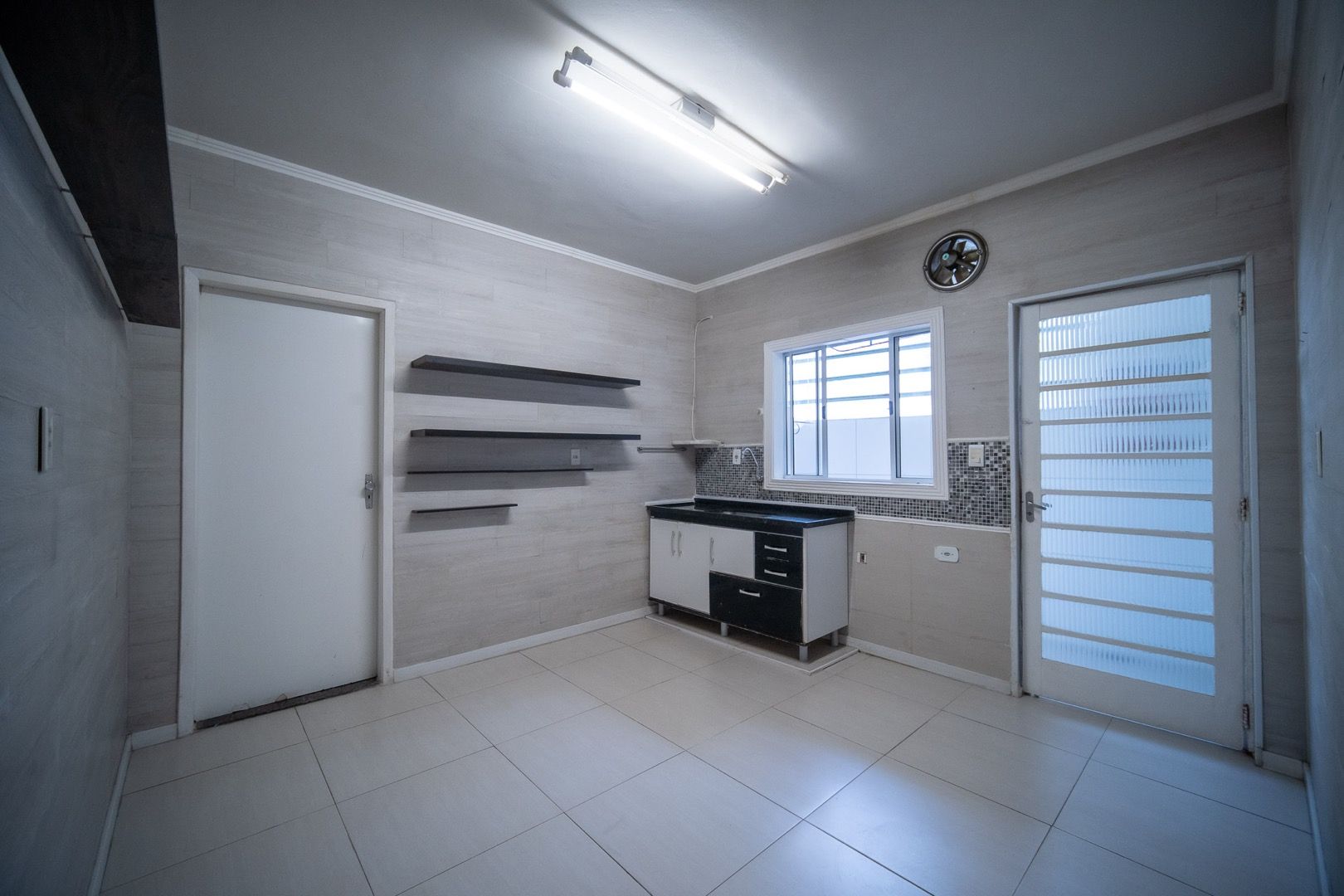 Imagem Casa com 4 Quartos à Venda, 176 m² em Jardim Elvira - Osasco Imagem Casa com 4 Quartos à Venda, 176 m² em Jardim Elvira - Osasco
