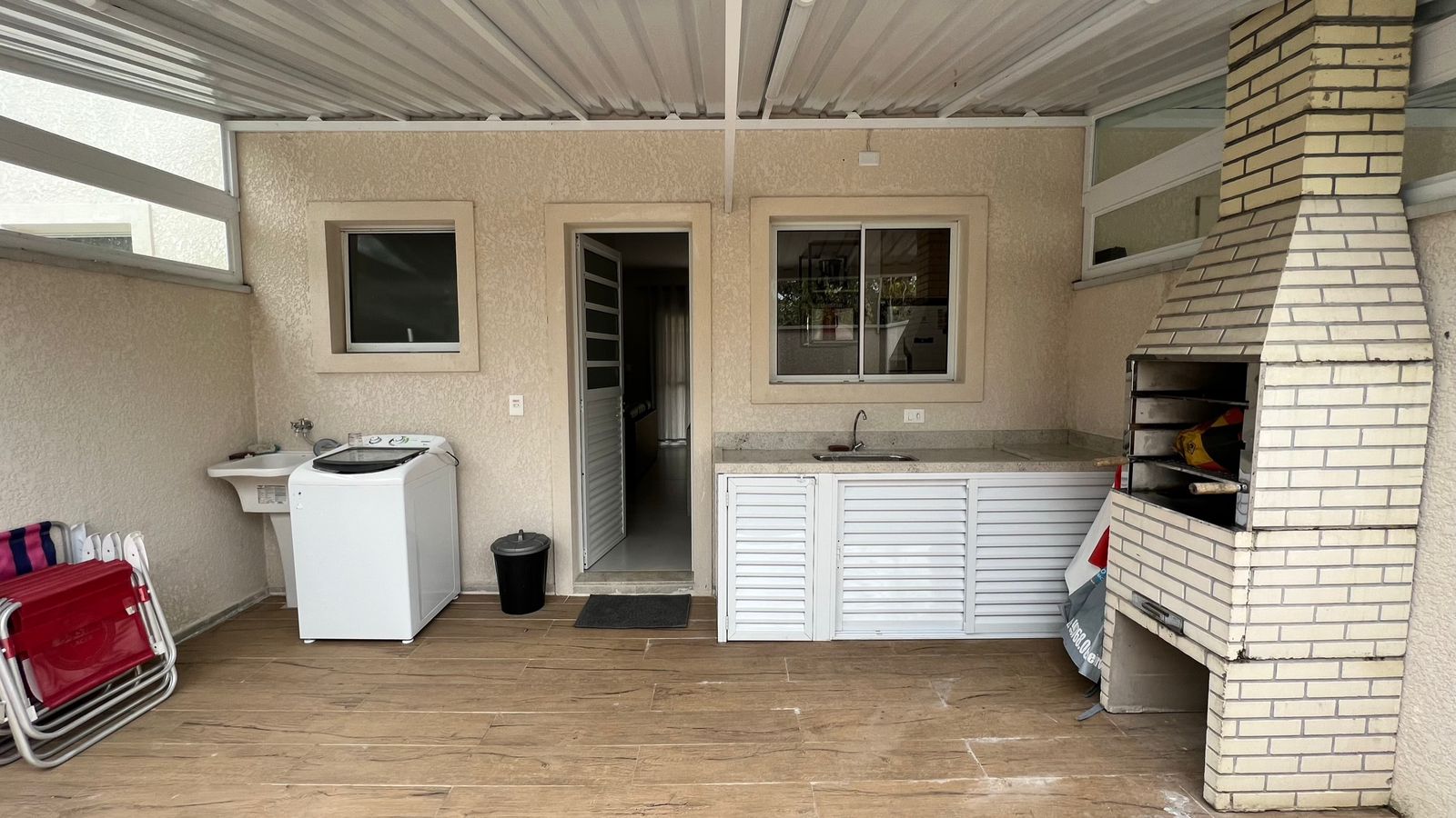 Imagem Casa de Condomínio com 2 Quartos para Alugar, 81 m²em São Lourenço - Bertioga Imagem Casa de Condomínio com 2 Quartos para Alugar, 81 m²em São Lourenço - Bertioga