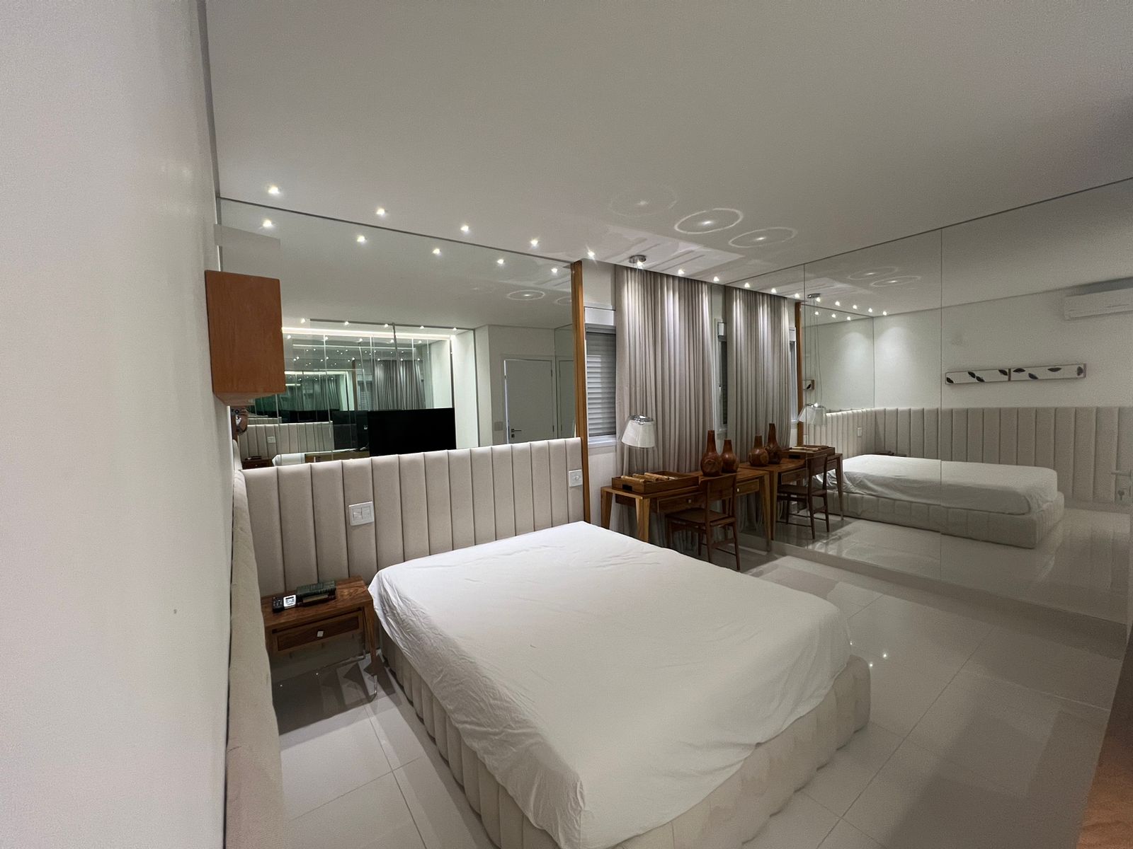 Imagem Apartamento com 3 Quartos à Venda, 178 m²em Setor Marista - Goiânia Imagem Apartamento com 3 Quartos à Venda, 178 m²em Setor Marista - Goiânia