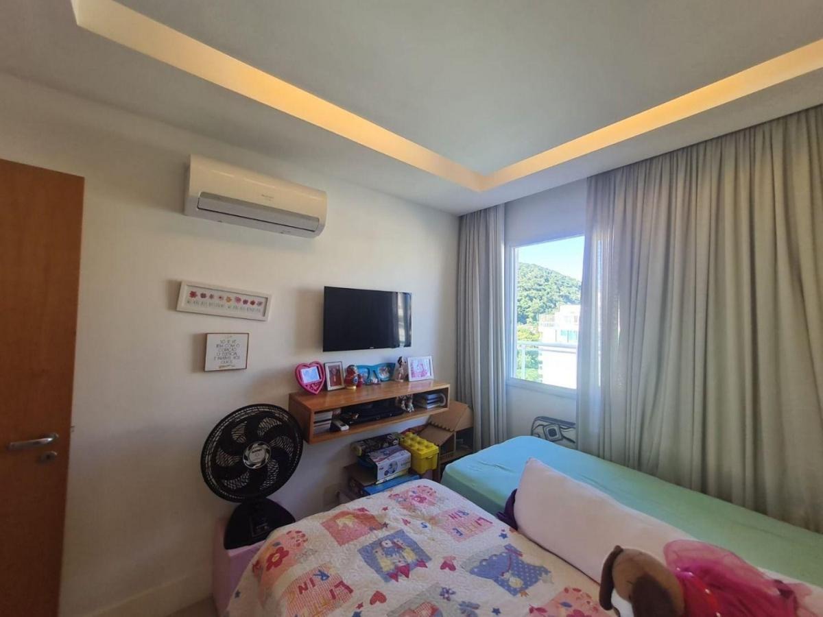 Imagem Apartamento com 4 Quartos à Venda, 263 m²em Camboinhas - Niterói Imagem Apartamento com 4 Quartos à Venda, 263 m²em Camboinhas - Niterói