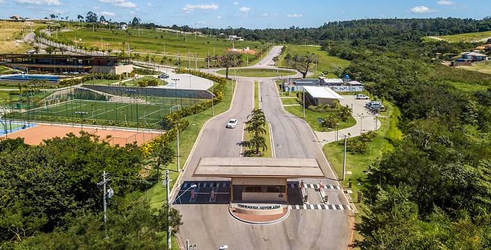 Imagem Casa de Condomínio com 4 Quartos à Venda, 300 m²em Medeiros - Jundiaí Imagem Casa de Condomínio com 4 Quartos à Venda, 300 m²em Medeiros - Jundiaí