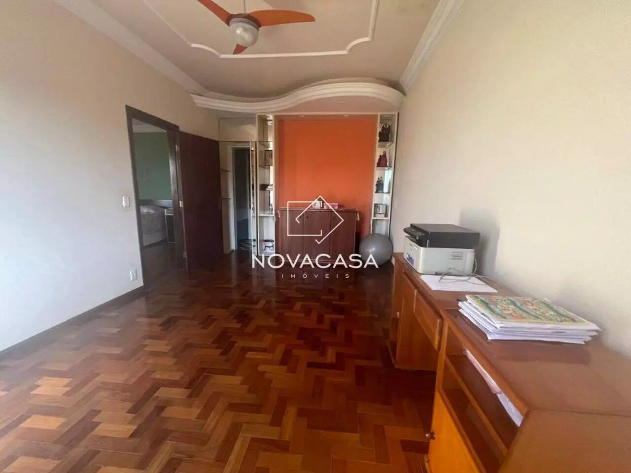 Imagem Casa com 4 Quartos à Venda, 380 m² em Santa Mônica - Belo Horizonte Imagem Casa com 4 Quartos à Venda, 380 m² em Santa Mônica - Belo Horizonte
