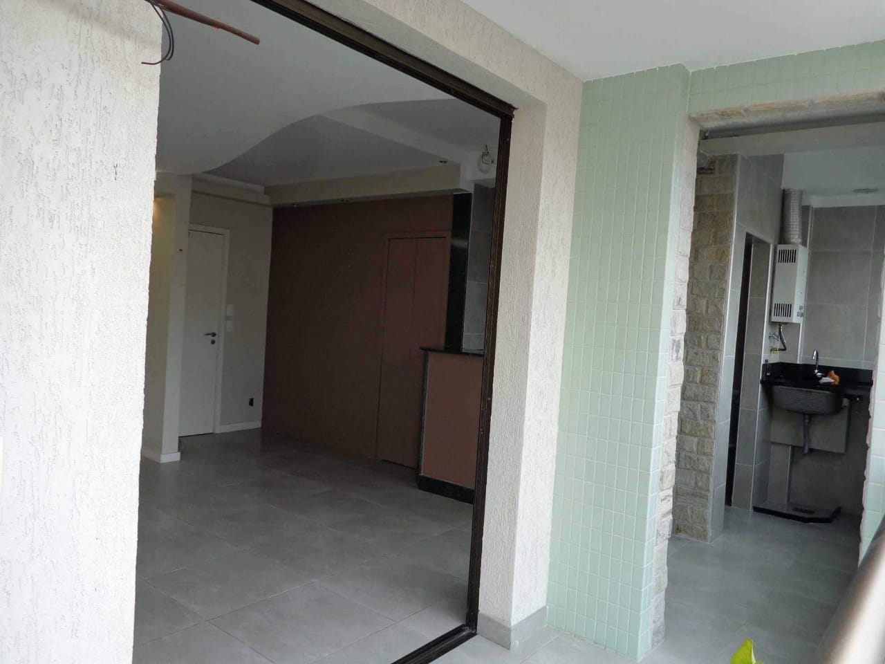 Imagem Apartamento com 2 Quartos à Venda, 90 m²em Charitas - Niterói Imagem Apartamento com 2 Quartos à Venda, 90 m²em Charitas - Niterói
