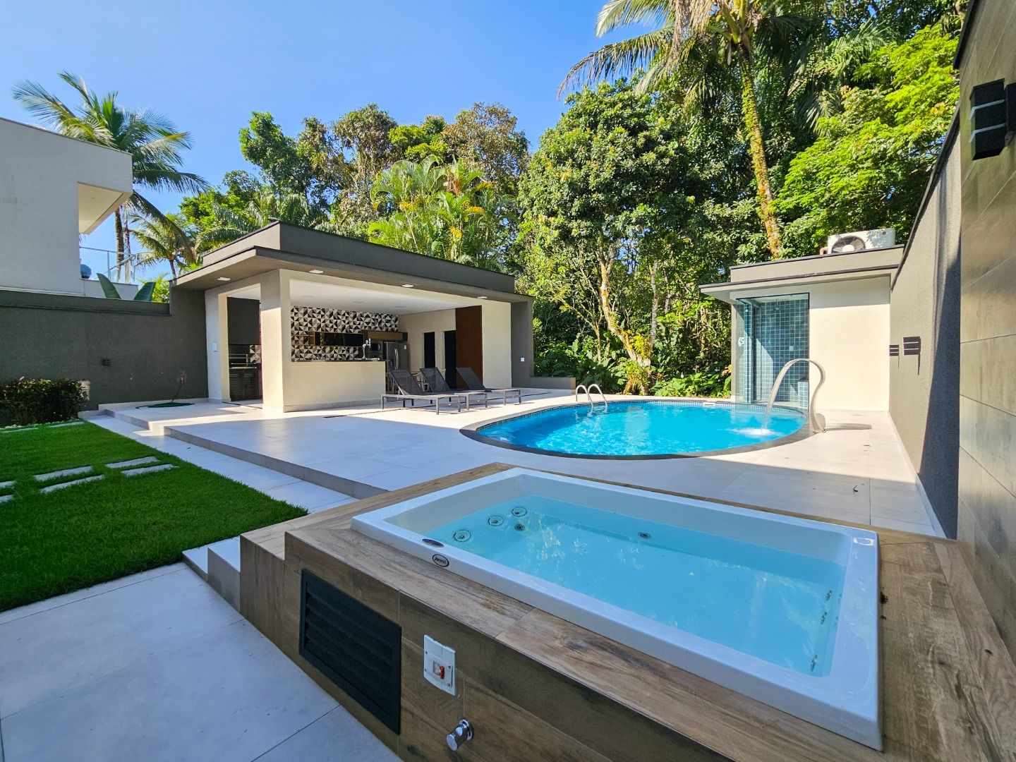 Imagem Casa com 5 Quartos à Venda, 379 m² em Riviera - Bertioga