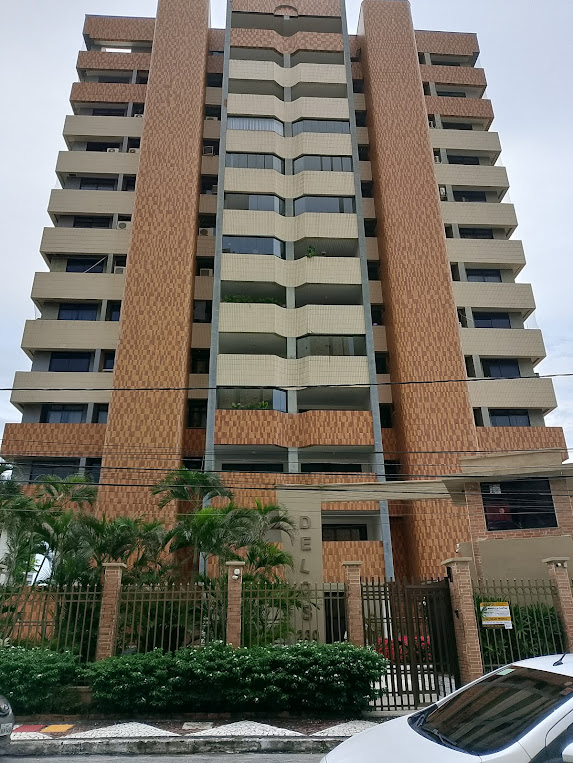 Apartamento com 4 Quartos à Venda, 146 m² em Guararapes - Fortaleza