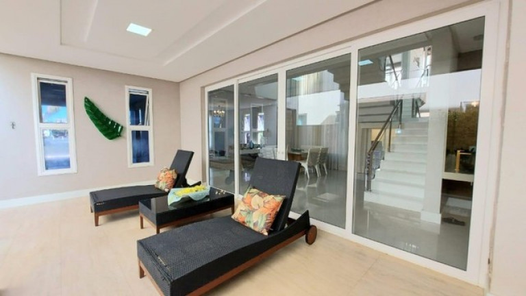 Imagem Casa com 5 Quartos à Venda, 400 m² em Aruana - Aracaju Imagem Casa com 5 Quartos à Venda, 400 m² em Aruana - Aracaju