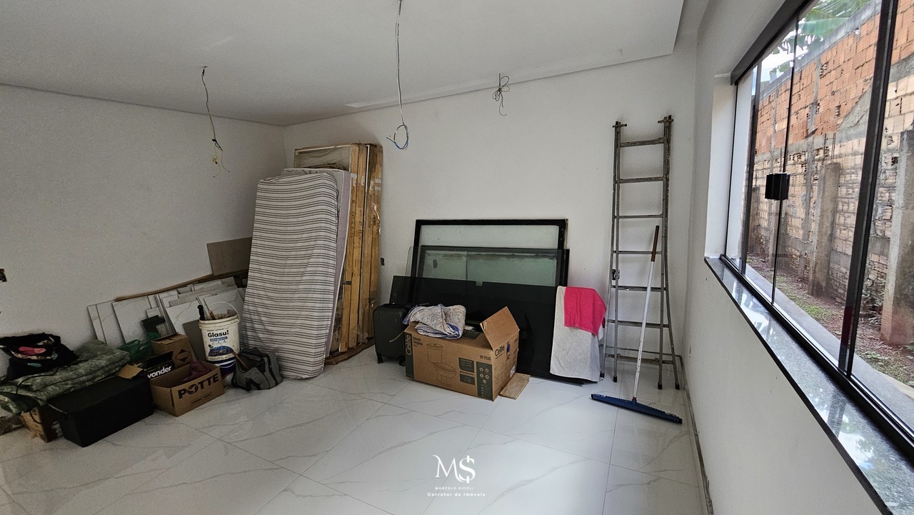 Imagem Casa com 4 Quartos à Venda, 350 m² em Setor Sudoeste - Brasília