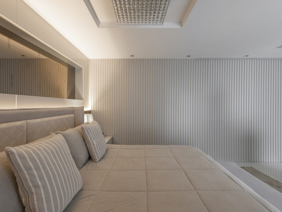 Imagem Casa de Condomínio com 4 Quartos à Venda, 485 m² em Jurerê - Florianópolis Imagem Casa de Condomínio com 4 Quartos à Venda, 485 m² em Jurerê - Florianópolis
