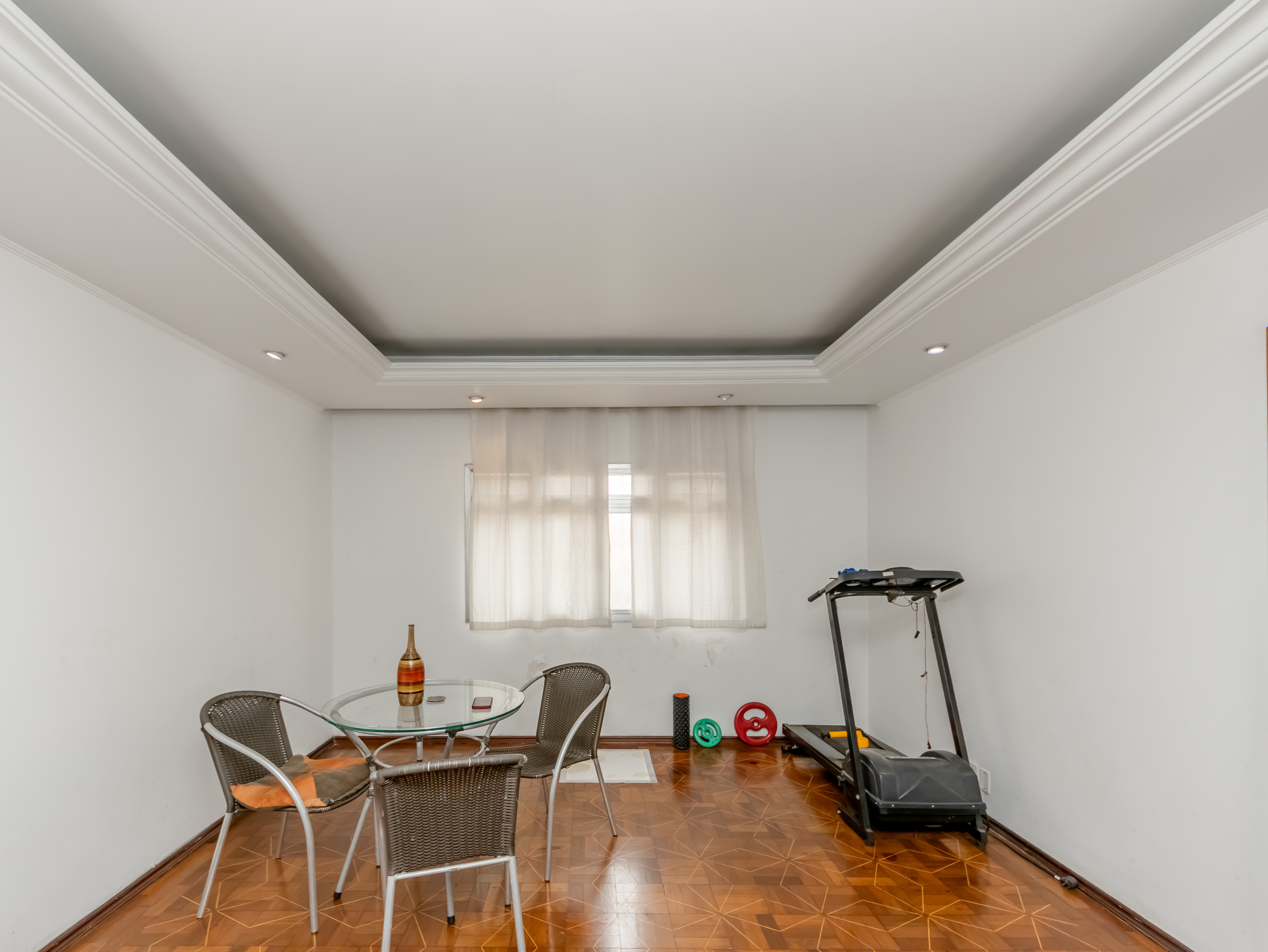 Imagem Sobrado com 3 Quartos à Venda, 300 m² em Vila Lúcia Elvira - São Paulo