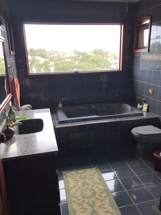 Imagem Casa com 4 Quartos à Venda, 380 m²em Alphaville - Santana de Parnaíba Imagem Casa com 4 Quartos à Venda, 380 m²em Alphaville - Santana de Parnaíba