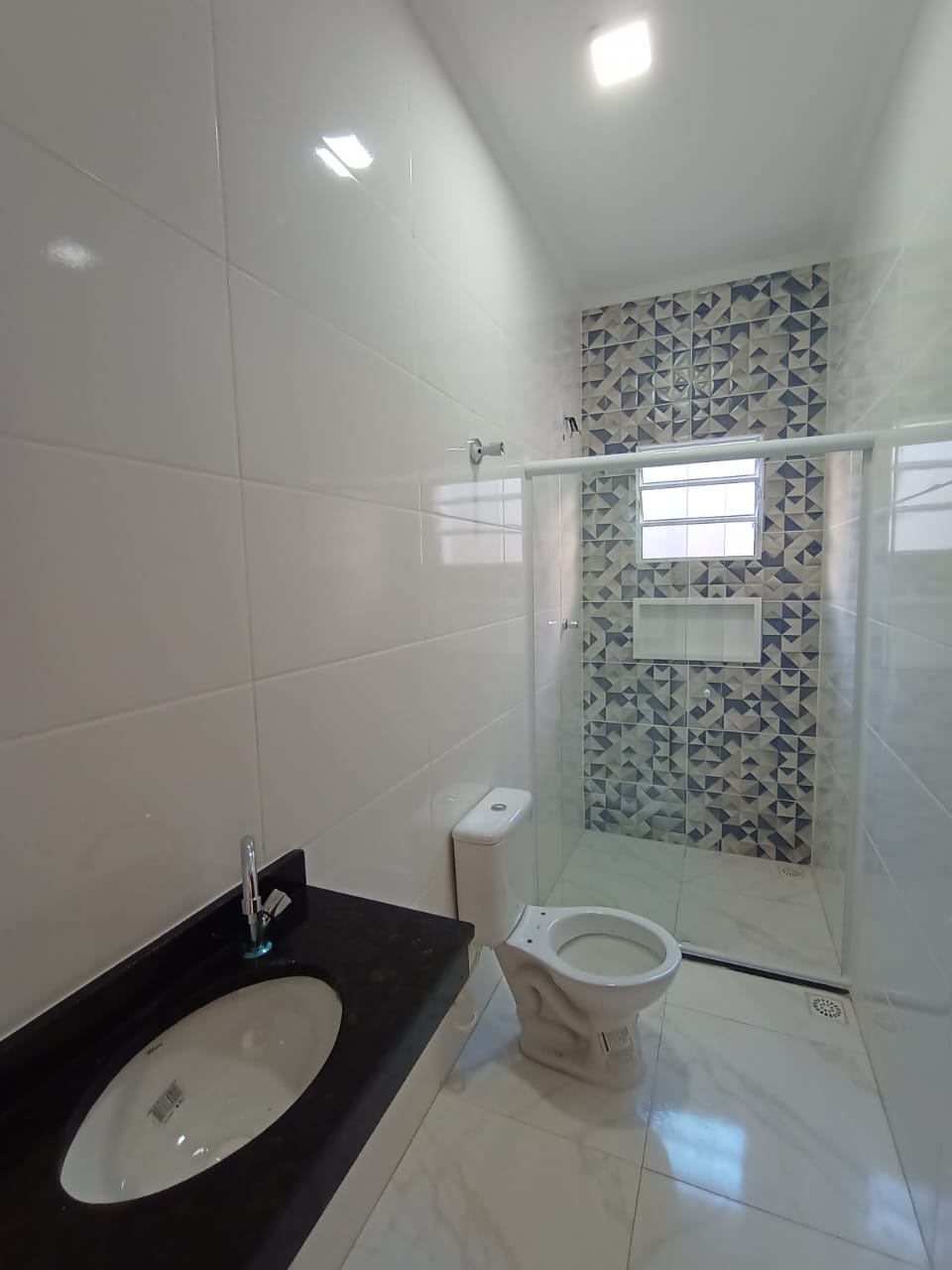 Imagem Casa com 2 Quartos à Venda, 80 m²em Balneário Samas - Mongaguá
