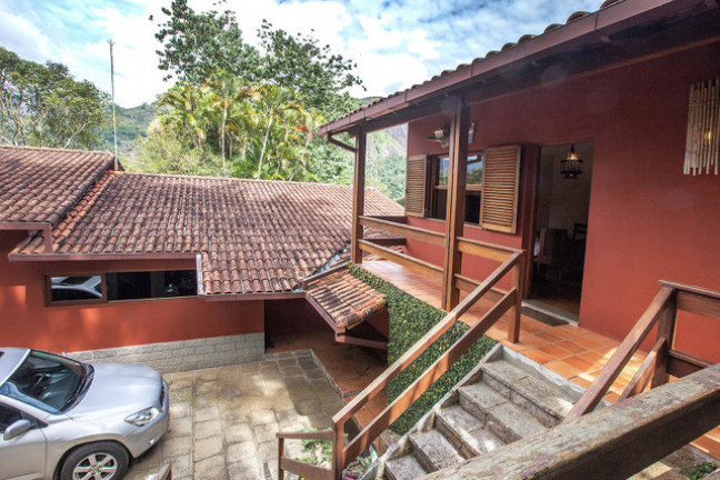 Imagem Casa com 3 Quartos à Venda, 400 m² em Parque do Imbui - Teresópolis Imagem Casa com 3 Quartos à Venda, 400 m² em Parque do Imbui - Teresópolis