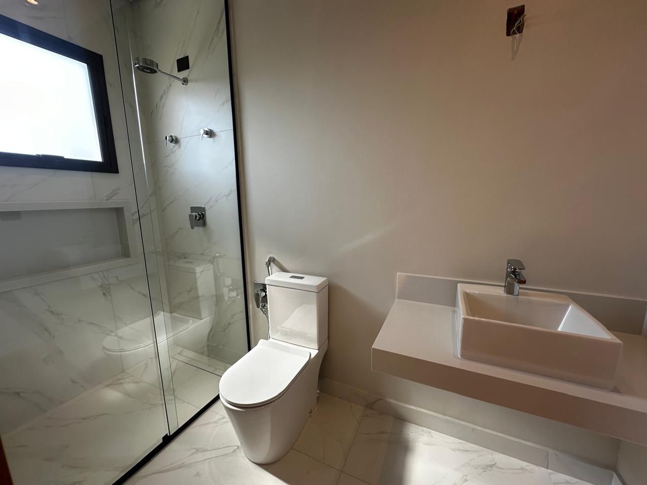 Imagem Casa de Condomínio com 4 Quartos à Venda, 234 m²em Cézar de Souza - Mogi das Cruzes