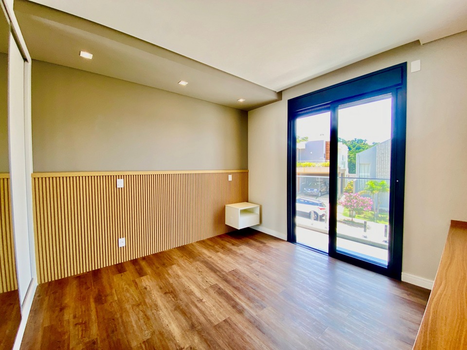 Imagem Casa de Condomínio com 3 Quartos à Venda, 292 m²em Villaggio San Marco - Jundiaí Imagem Casa de Condomínio com 3 Quartos à Venda, 292 m²em Villaggio San Marco - Jundiaí