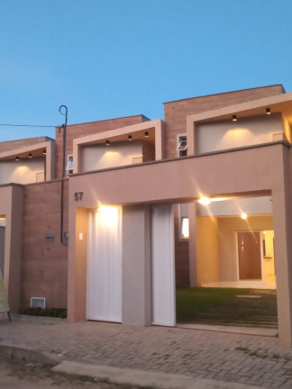 Imagem Casa com 3 Quartos à Venda, 123 m² em Centro - Eusébio Imagem Casa com 3 Quartos à Venda, 123 m² em Centro - Eusébio