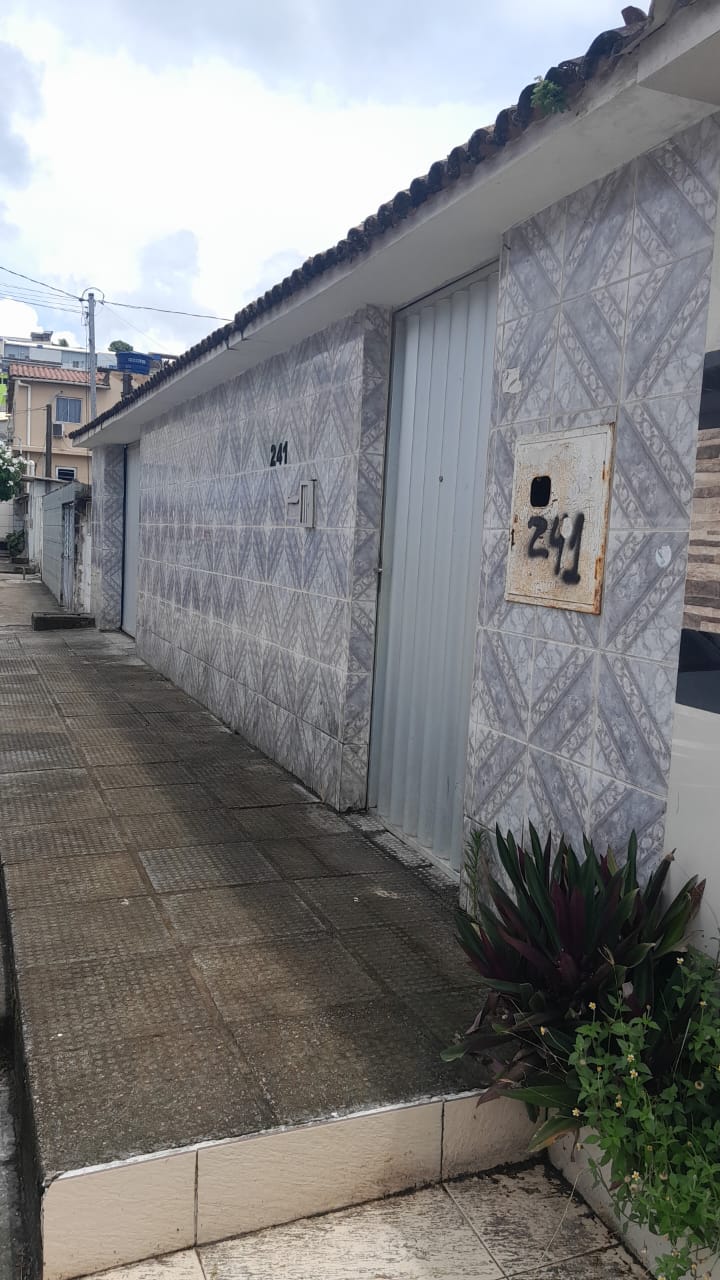 Imagem Casa com 4 Quartos para Alugar, 200 m²em Cavaleiro - Jaboatão dos Guararapes Imagem Casa com 4 Quartos para Alugar, 200 m²em Cavaleiro - Jaboatão dos Guararapes