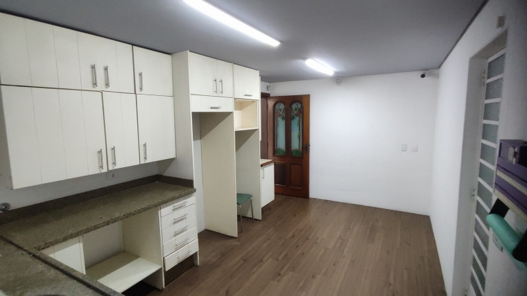 Imagem Sobrado com 9 Quartos à Venda, 165 m²em Vila Mariana - São Paulo