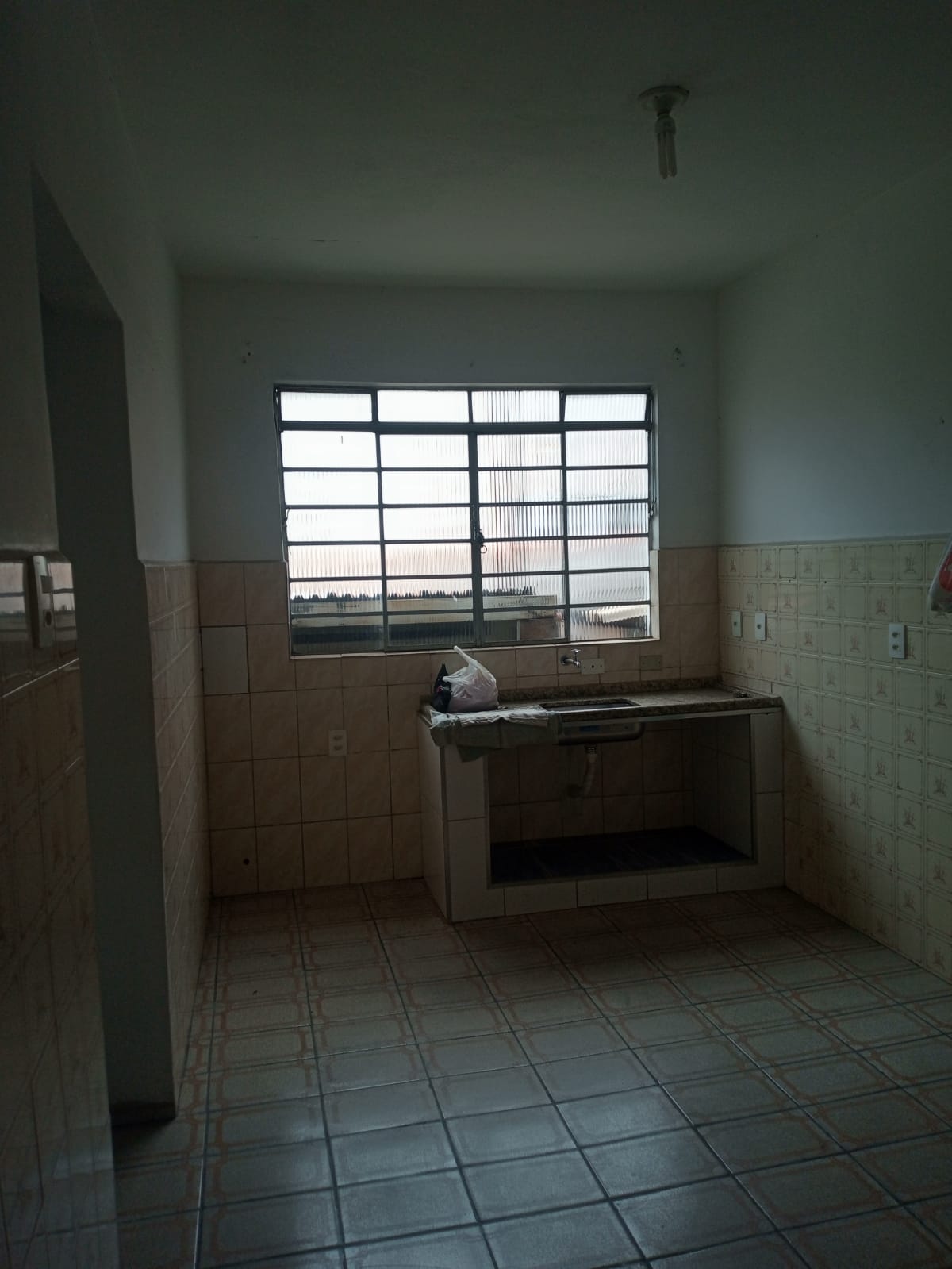 Imagem Casa com 3 Quartos à Venda, 90 m²em Jardim Santa Cecília - Guarulhos Imagem Casa com 3 Quartos à Venda, 90 m²em Jardim Santa Cecília - Guarulhos