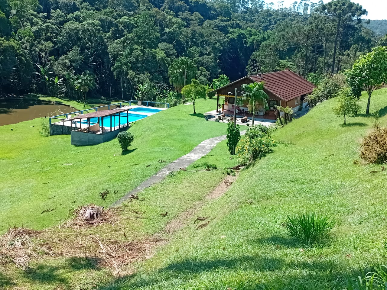 Imagem Chácara com 3 Quartos à Venda, 295 m² em  - 