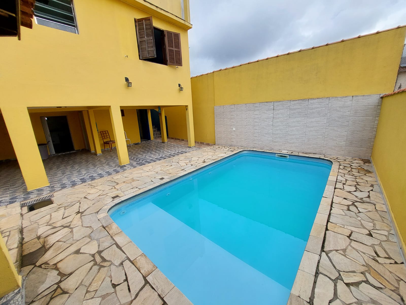 Imagem Casa com 2 Quartos à Venda ou Locação, 350 m² em Jardim Monte Kemel - São Paulo
