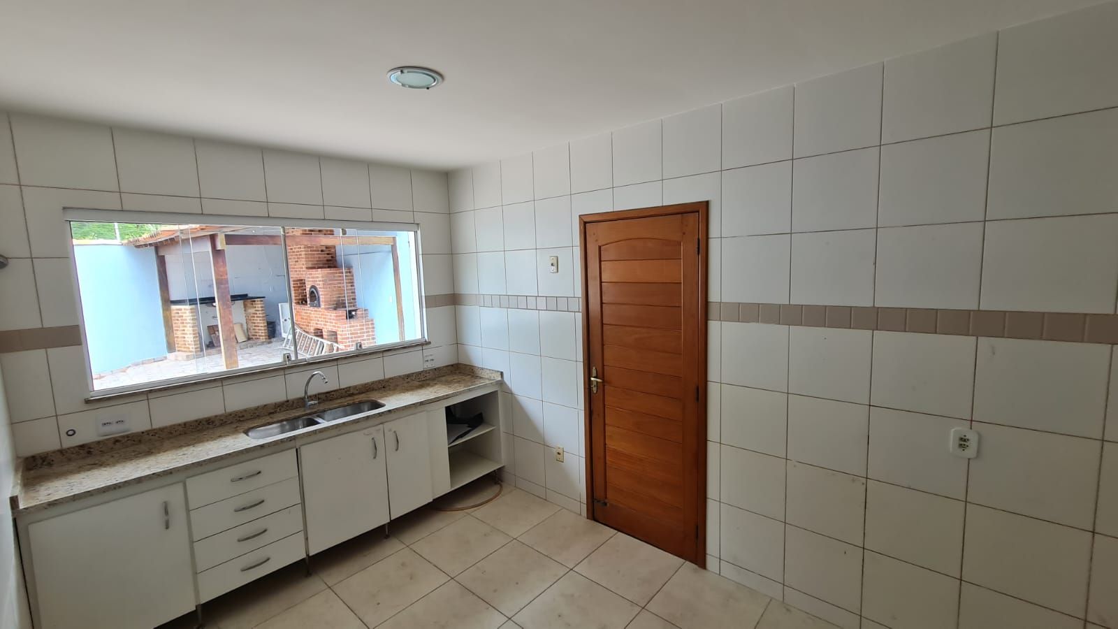 Imagem Casa com 3 Quartos à Venda, 250 m²em Serra Grande - Niterói Imagem Casa com 3 Quartos à Venda, 250 m²em Serra Grande - Niterói
