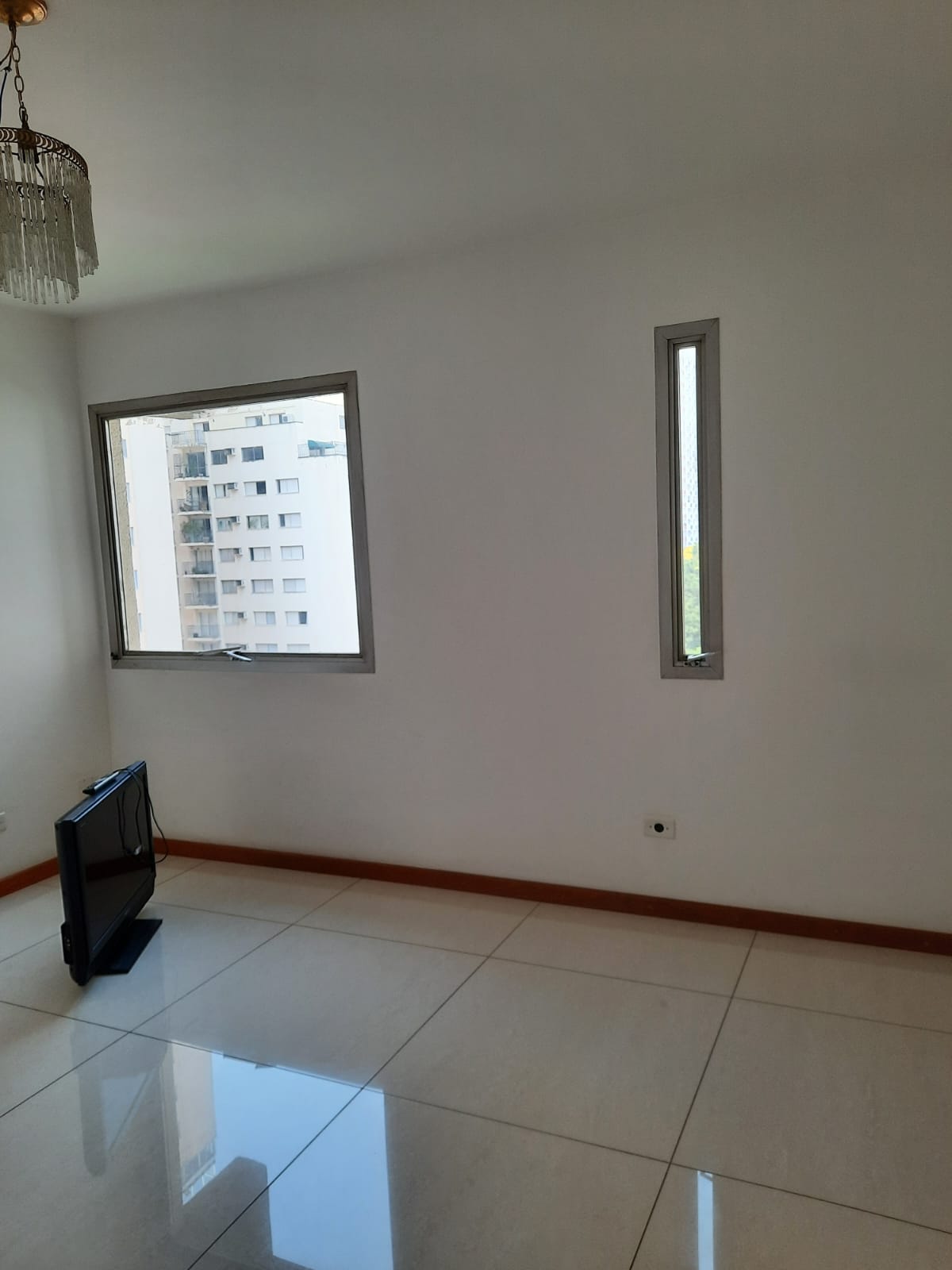 Imagem Apartamento com 2 Quartos à Venda ou Locação, 58 m² em Moema - São Paulo