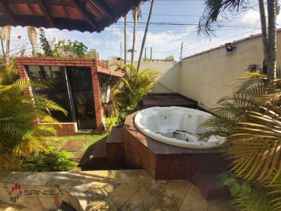 Imagem Sobrado com 4 Quartos à Venda, 150 m² em Flórida - Praia Grande Imagem Sobrado com 4 Quartos à Venda, 150 m² em Flórida - Praia Grande