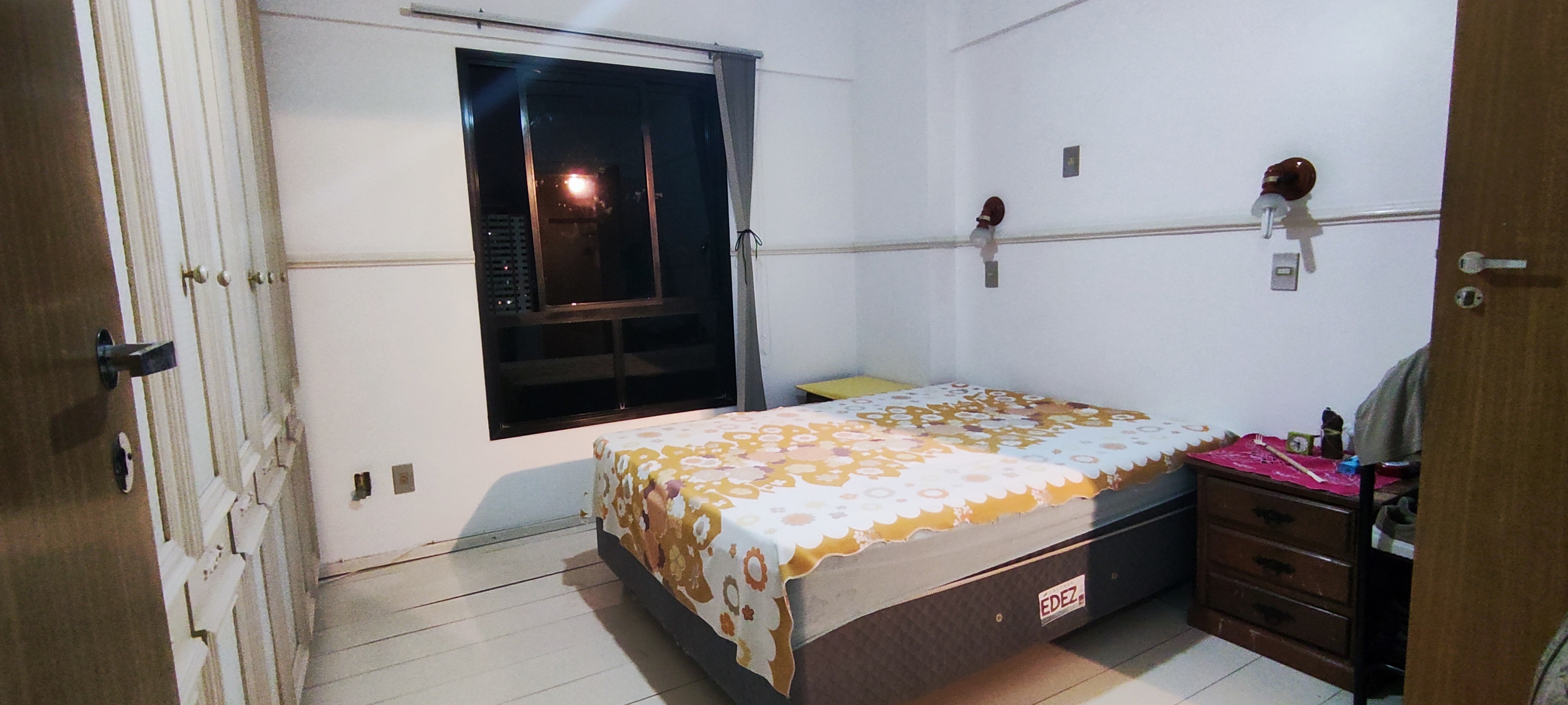 Imagem Apartamento com 2 Quartos à Venda, 70 m² em Candeal - Salvador