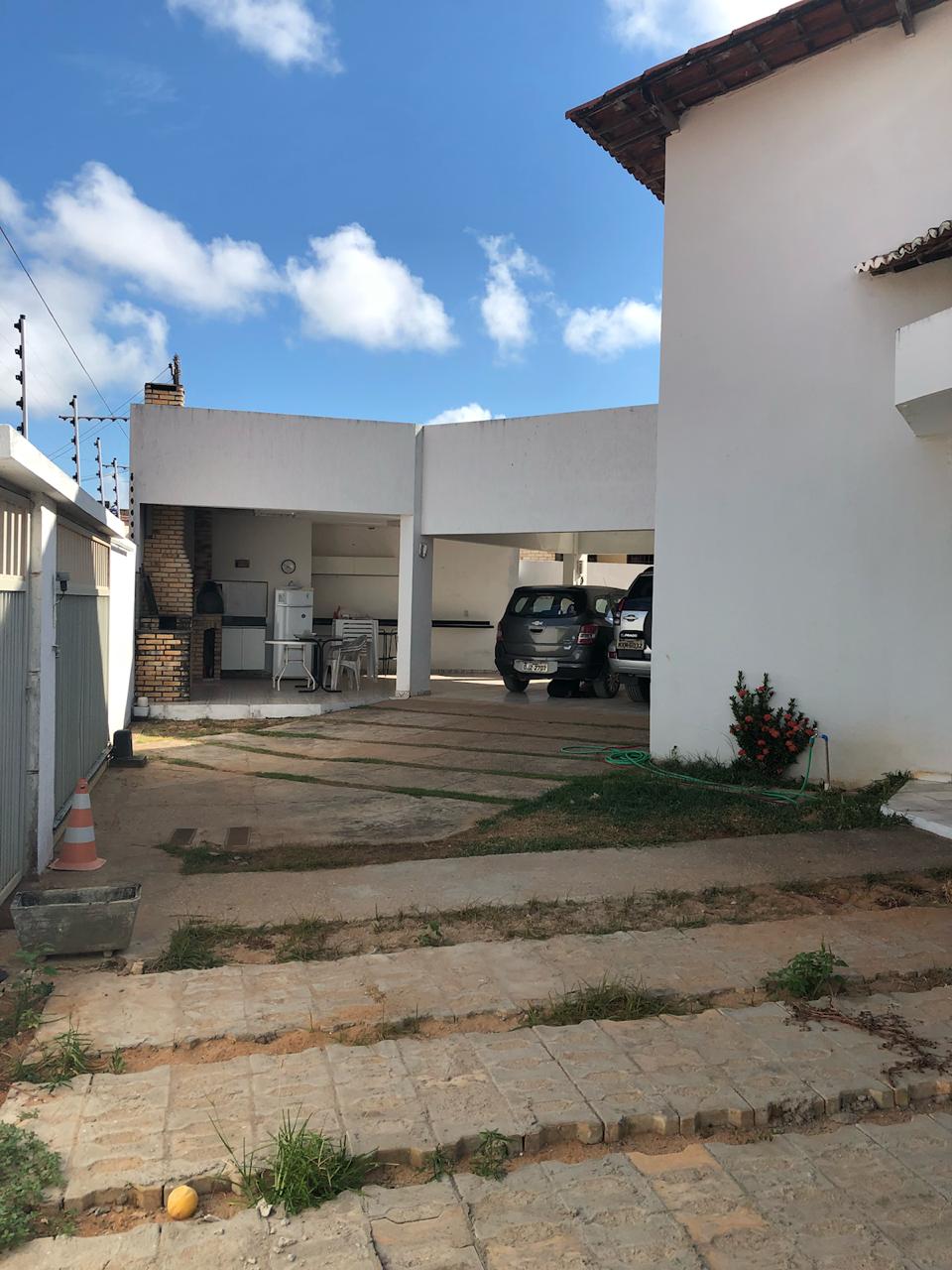 Imagem Casa com 4 Quartos à Venda, 400 m²em Pitimbu - Natal Imagem Casa com 4 Quartos à Venda, 400 m²em Pitimbu - Natal