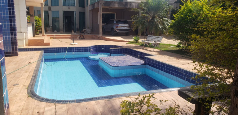 Imagem Casa com 4 Quartos à Venda, 538 m²em Setor Habitacional Vicente Pires - Trecho 3 - Brasília Imagem Casa com 4 Quartos à Venda, 538 m²em Setor Habitacional Vicente Pires - Trecho 3 - Brasília