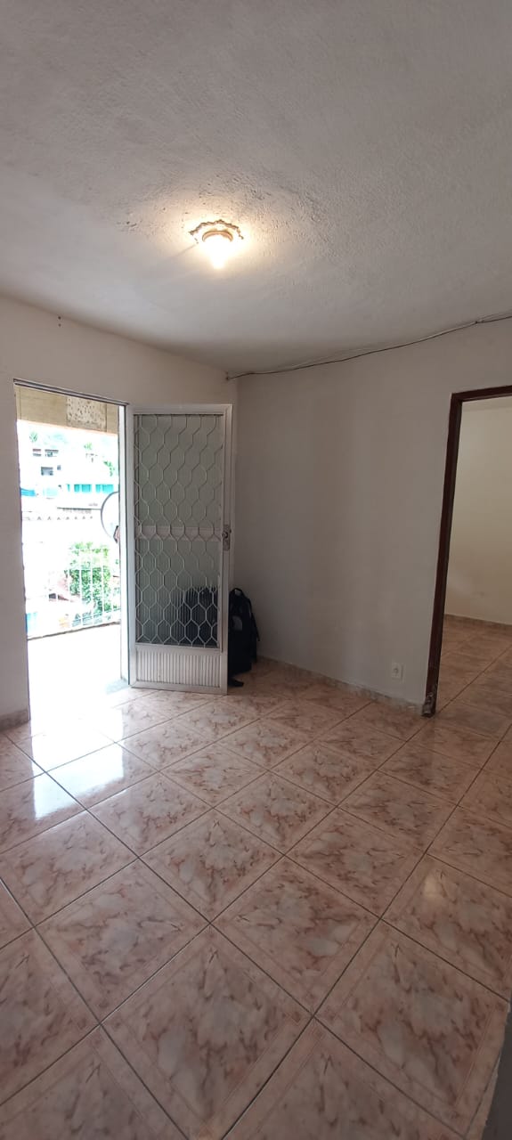 Imagem Apartamento com 2 Quartos à Venda, 80 m² em Padre Miguel - Rio de Janeiro Imagem Apartamento com 2 Quartos à Venda, 80 m² em Padre Miguel - Rio de Janeiro