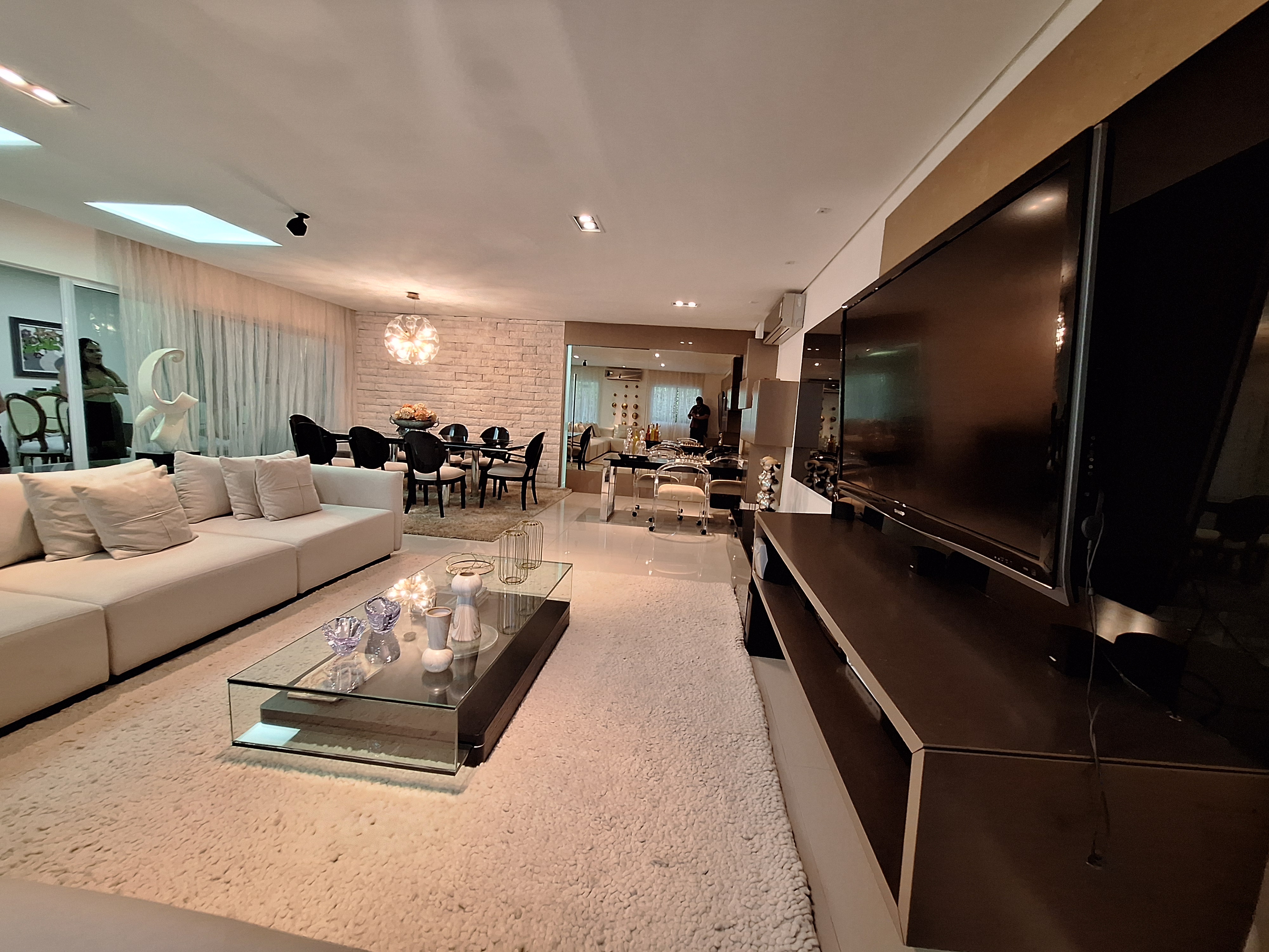 Imagem Casa de Condomínio com 4 Quartos à Venda, 242 m²em De Lourdes - Fortaleza