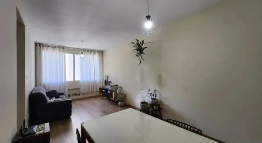 Imagem Apartamento com 2 Quartos à Venda, 62 m² em Centro - Florianópolis