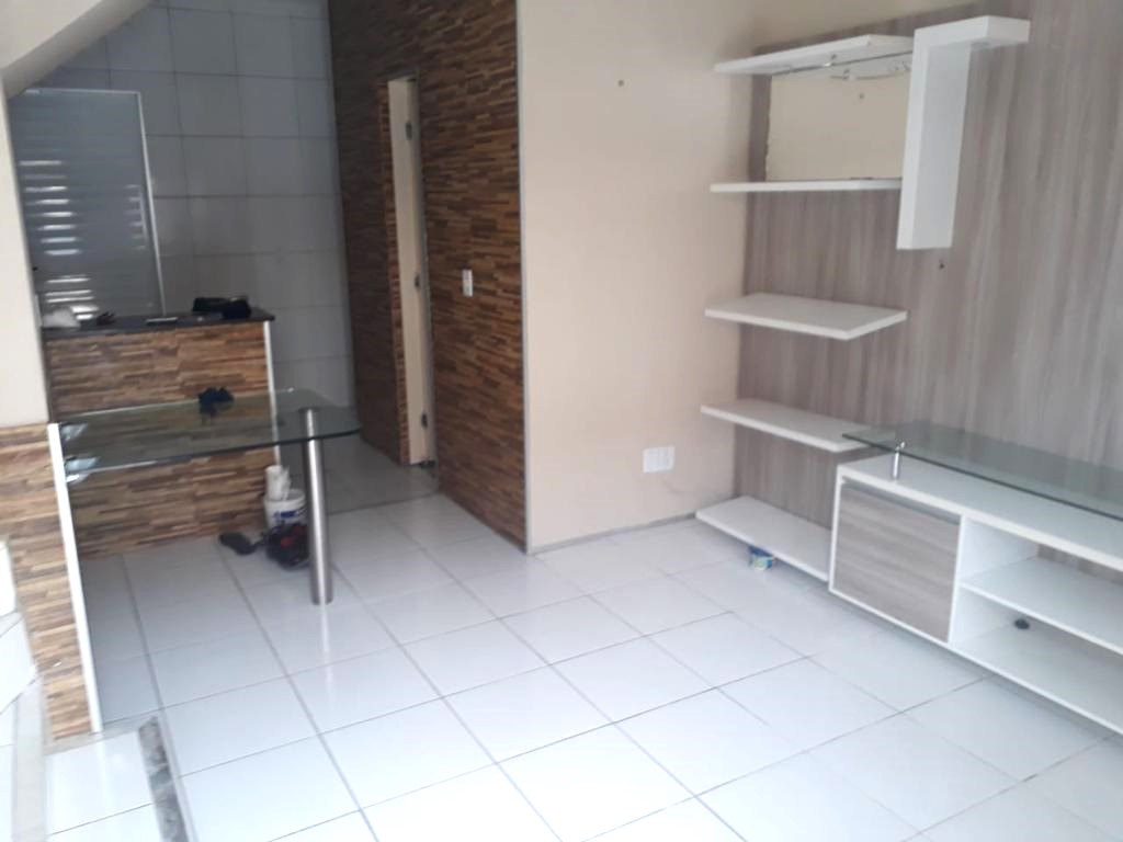 Imagem Casa de Condomínio com 2 Quartos à Venda, 63 m²em Siqueira - Fortaleza
