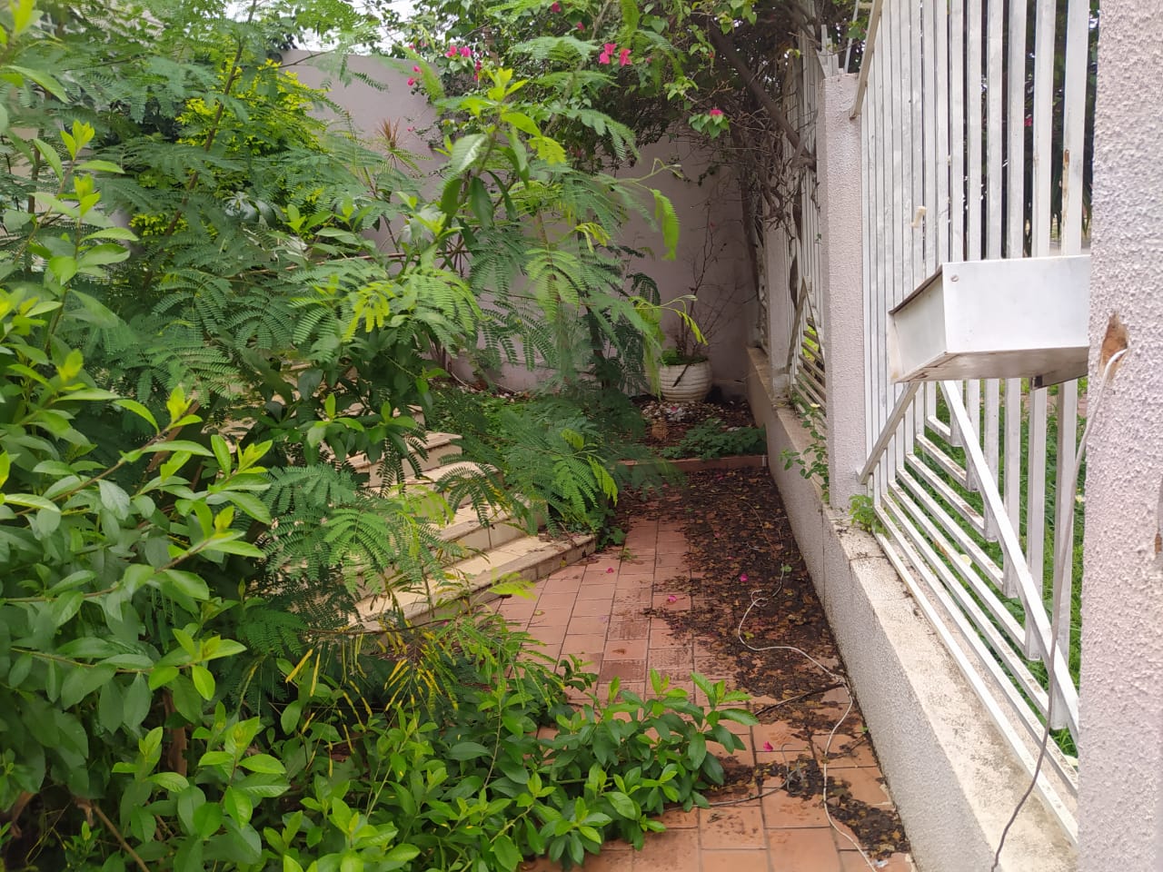 Imagem Casa de Condomínio com 3 Quartos à Venda, 200 m²em Jardim Ana Lúcia - Goiânia