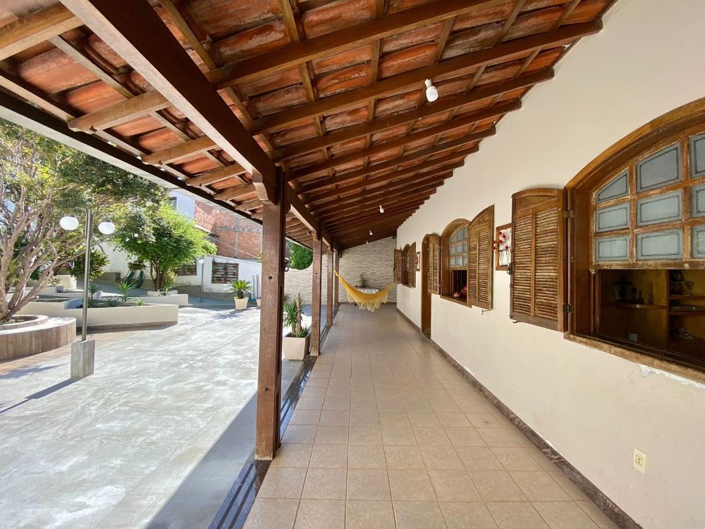 Imagem Casa com 3 Quartos à Venda, 250 m² em Santa Mônica - Belo Horizonte Imagem Casa com 3 Quartos à Venda, 250 m² em Santa Mônica - Belo Horizonte