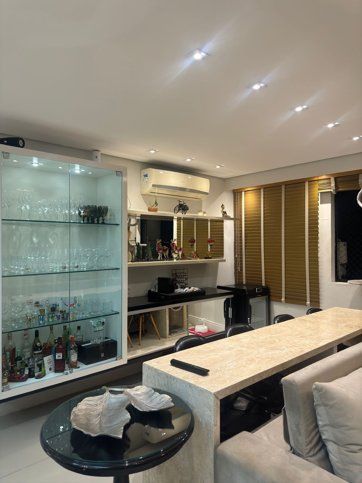 Imagem Apartamento com 3 Quartos à Venda, 100 m²em Cocó - Fortaleza