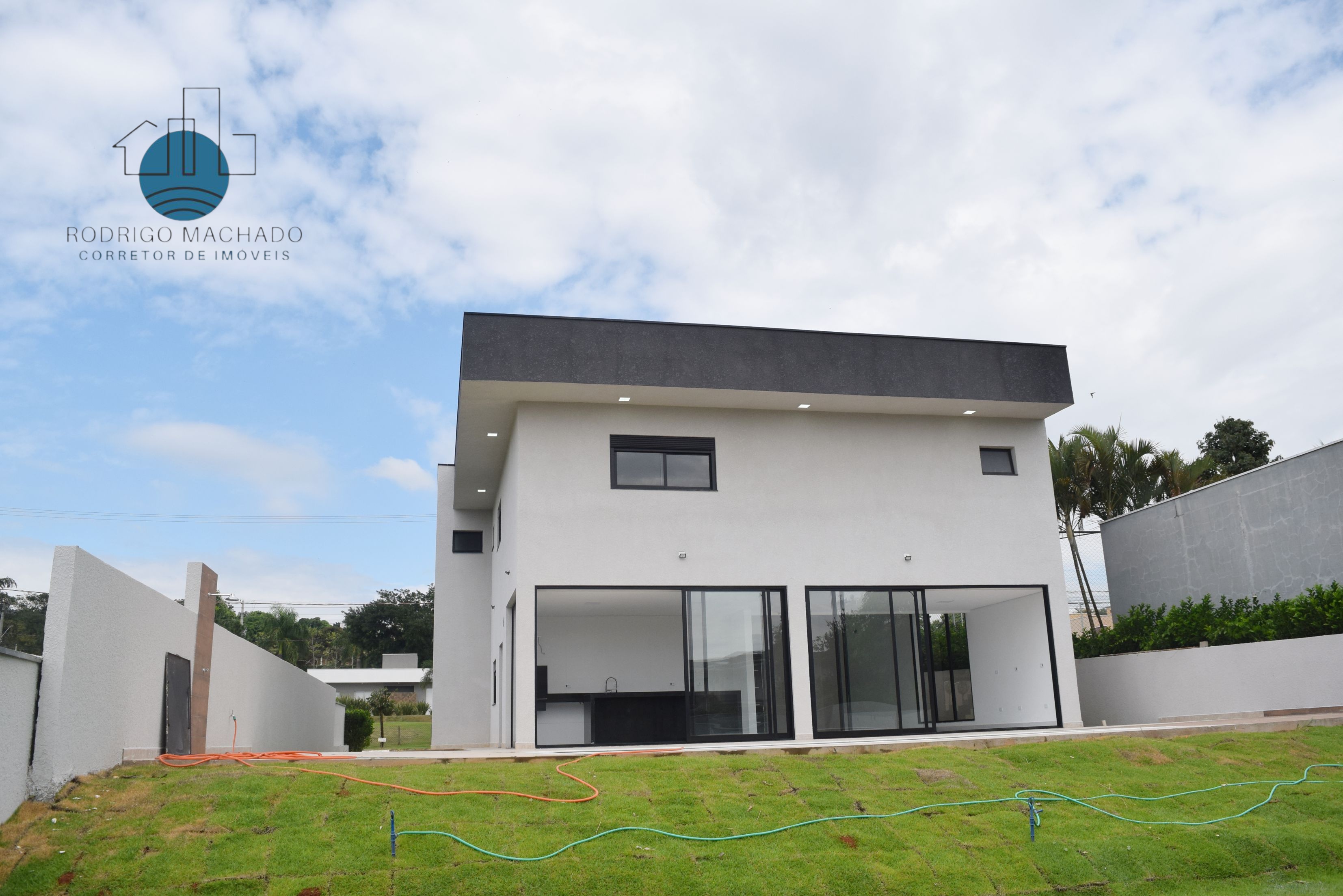 Imagem Sobrado com 4 Quartos à Venda, 252 m² em Condomínio Residencial Shamballa II - Atibaia Imagem Sobrado com 4 Quartos à Venda, 252 m² em Condomínio Residencial Shamballa II - Atibaia