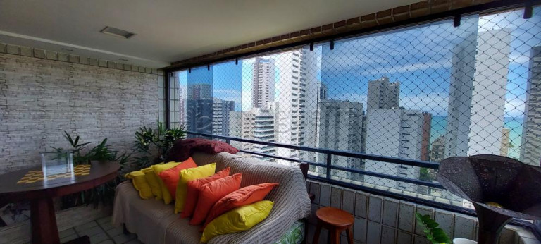 Imagem Apartamento com 3 Quartos à Venda, 180 m² em Boa Viagem - Recife