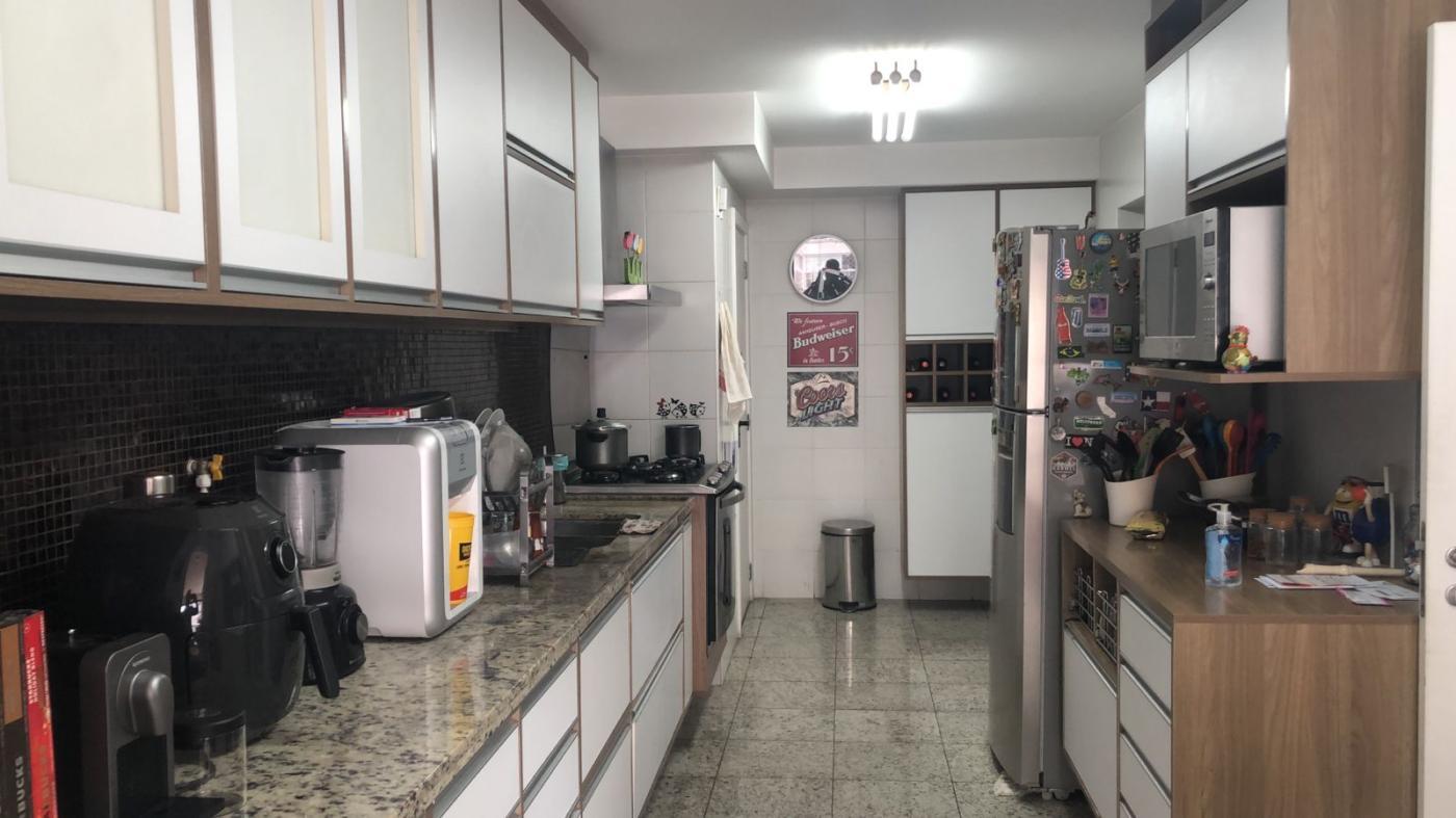 Imagem Apartamento com 3 Quartos à Venda, 194 m² em Aclimação - São Paulo