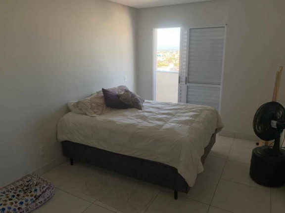 Imagem Apartamento com 3 Quartos à Venda, Locação ou Temporada,  em Comerciário - Criciúma