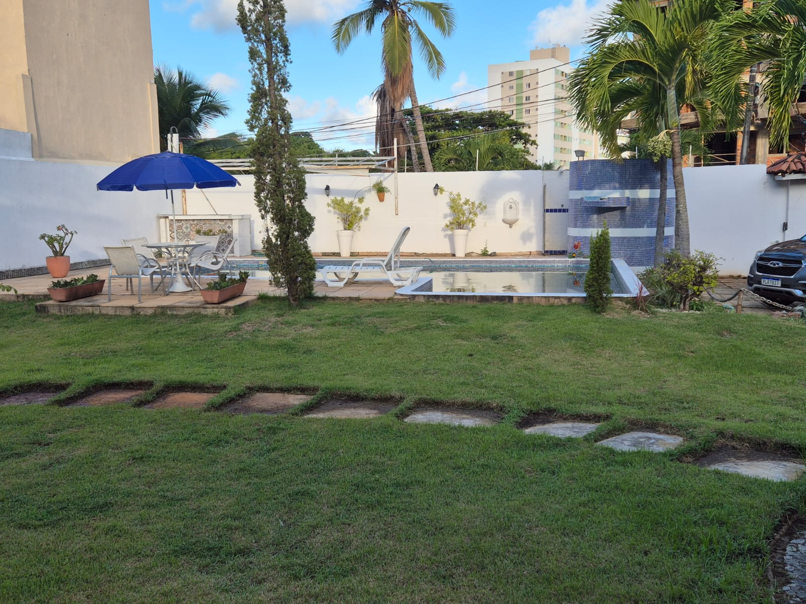 Imagem Casa com 4 Quartos à Venda, 600 m²em Centro - Lauro de Freitas Imagem Casa com 4 Quartos à Venda, 600 m²em Centro - Lauro de Freitas