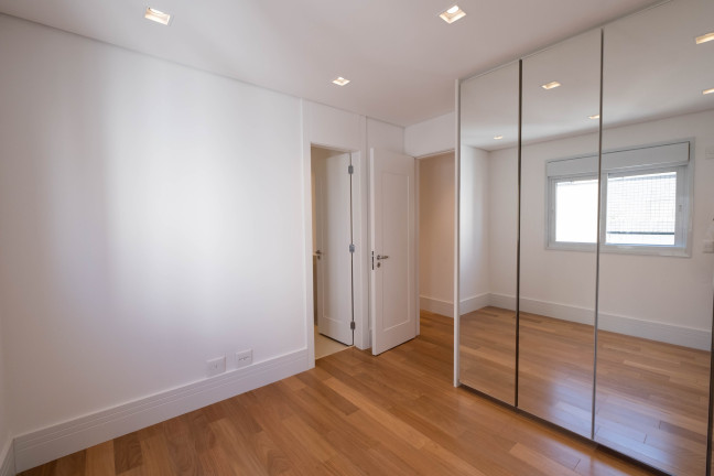 Imagem Apartamento com 4 Quartos à Venda, 274 m² em Vila Olímpia - São Paulo Imagem Apartamento com 4 Quartos à Venda, 274 m² em Vila Olímpia - São Paulo